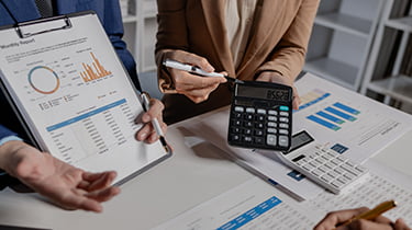 Managing overpayment of wages: How outsourcing payroll can help UK employers